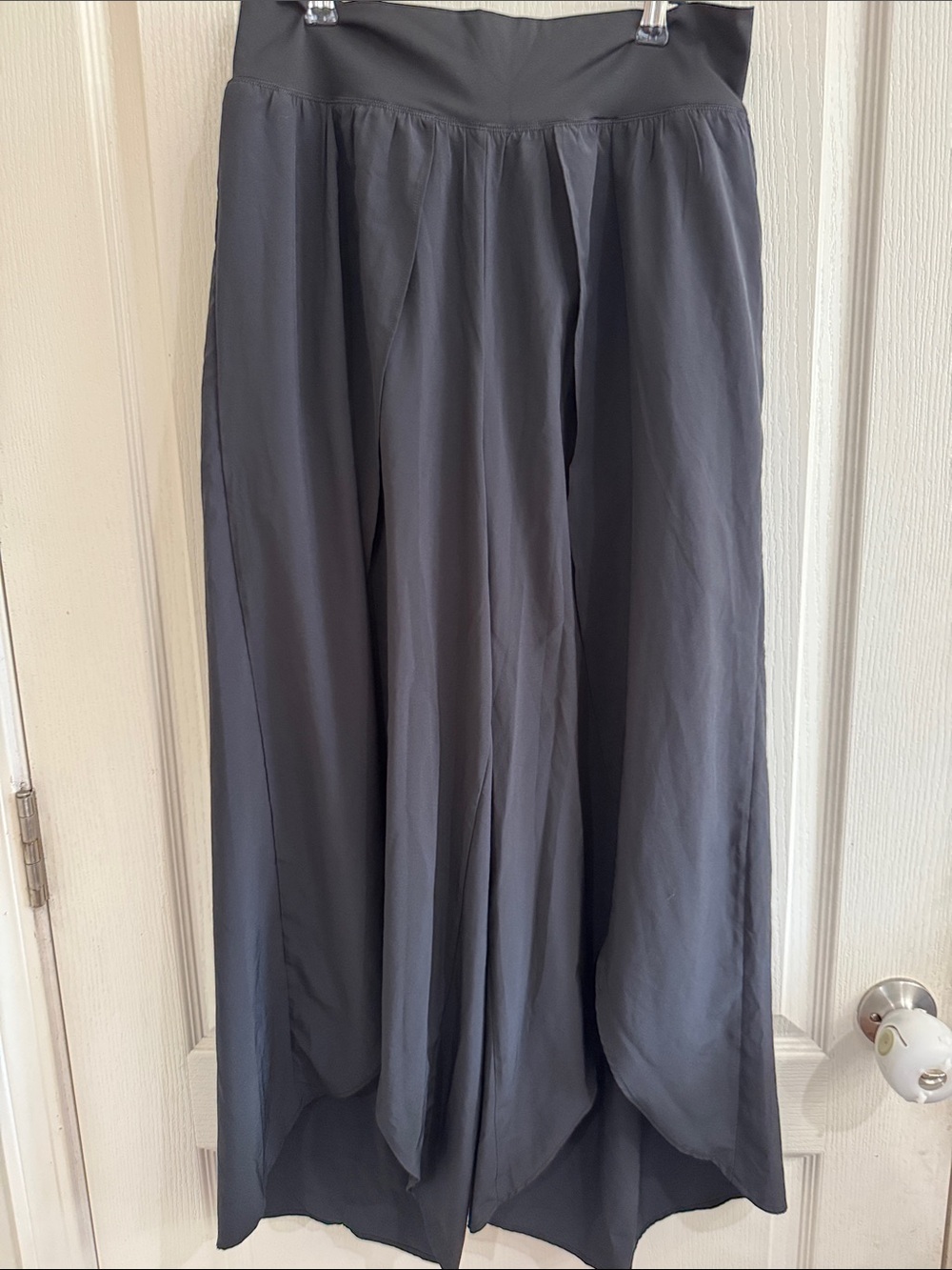 Flowing Wide-Leg Palazzo Pants